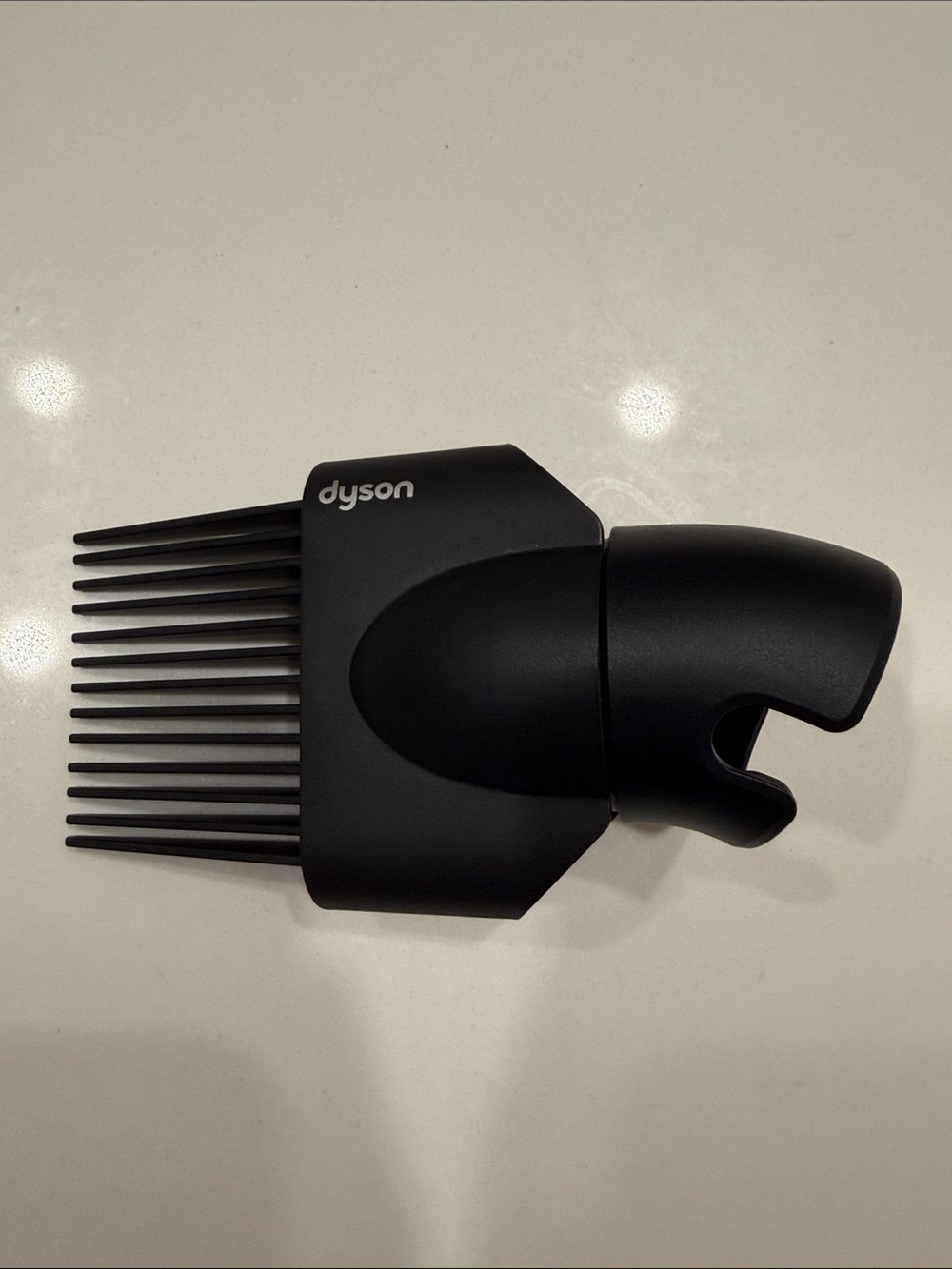 Dyson supersonic r hair dryer attachment
